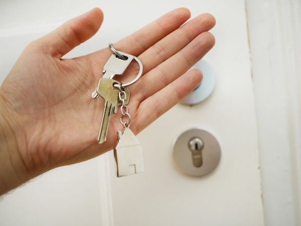 https://JustinW.StopRentingStartOwning.com